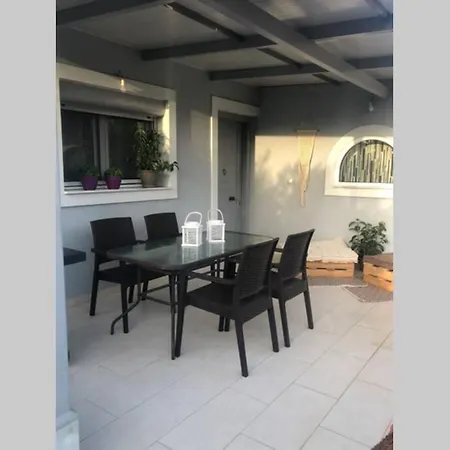 La Casa Di Corina Appartamento Laganas